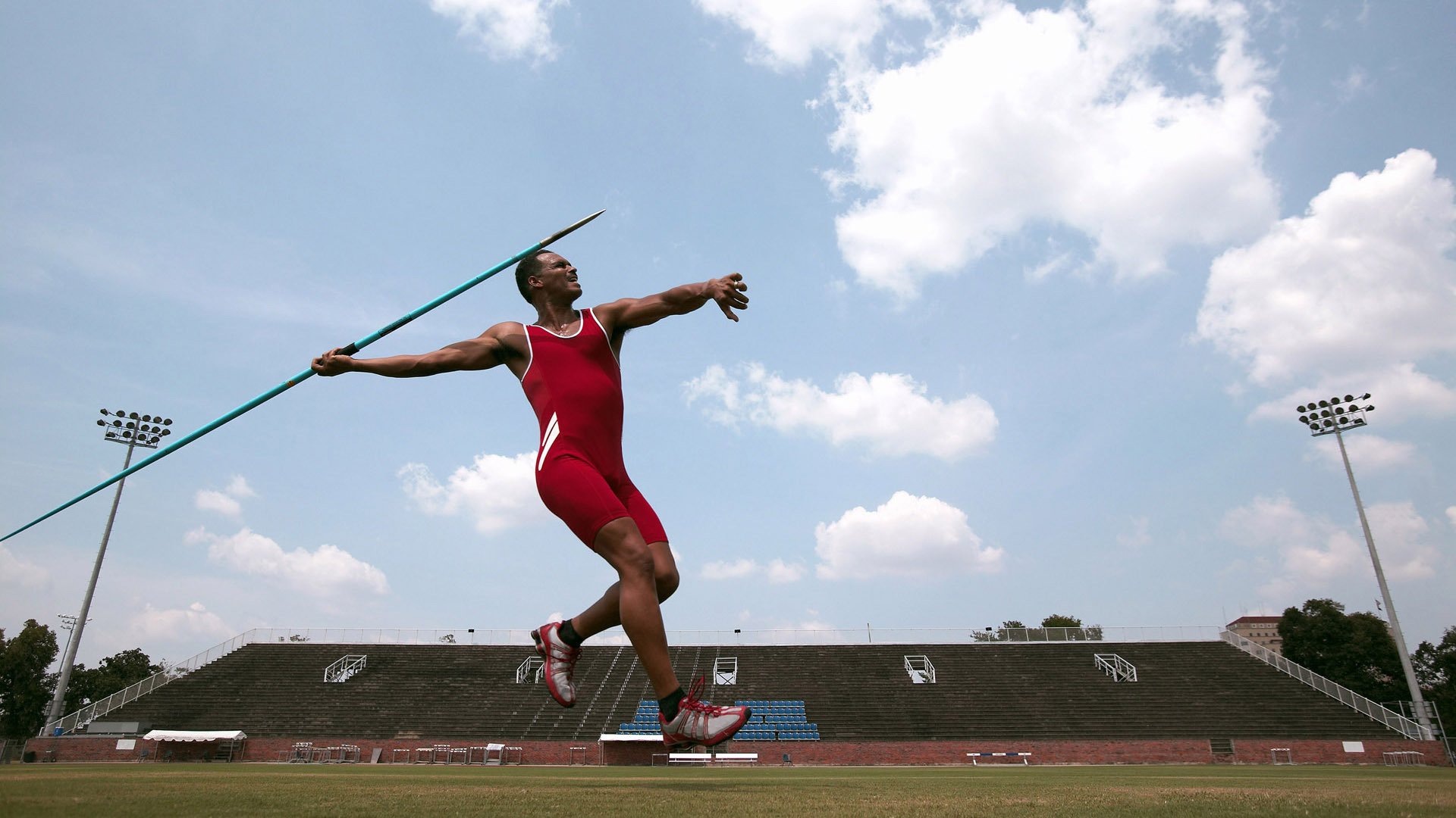 年度焦点之战之夜，锡安用实力证明自己
