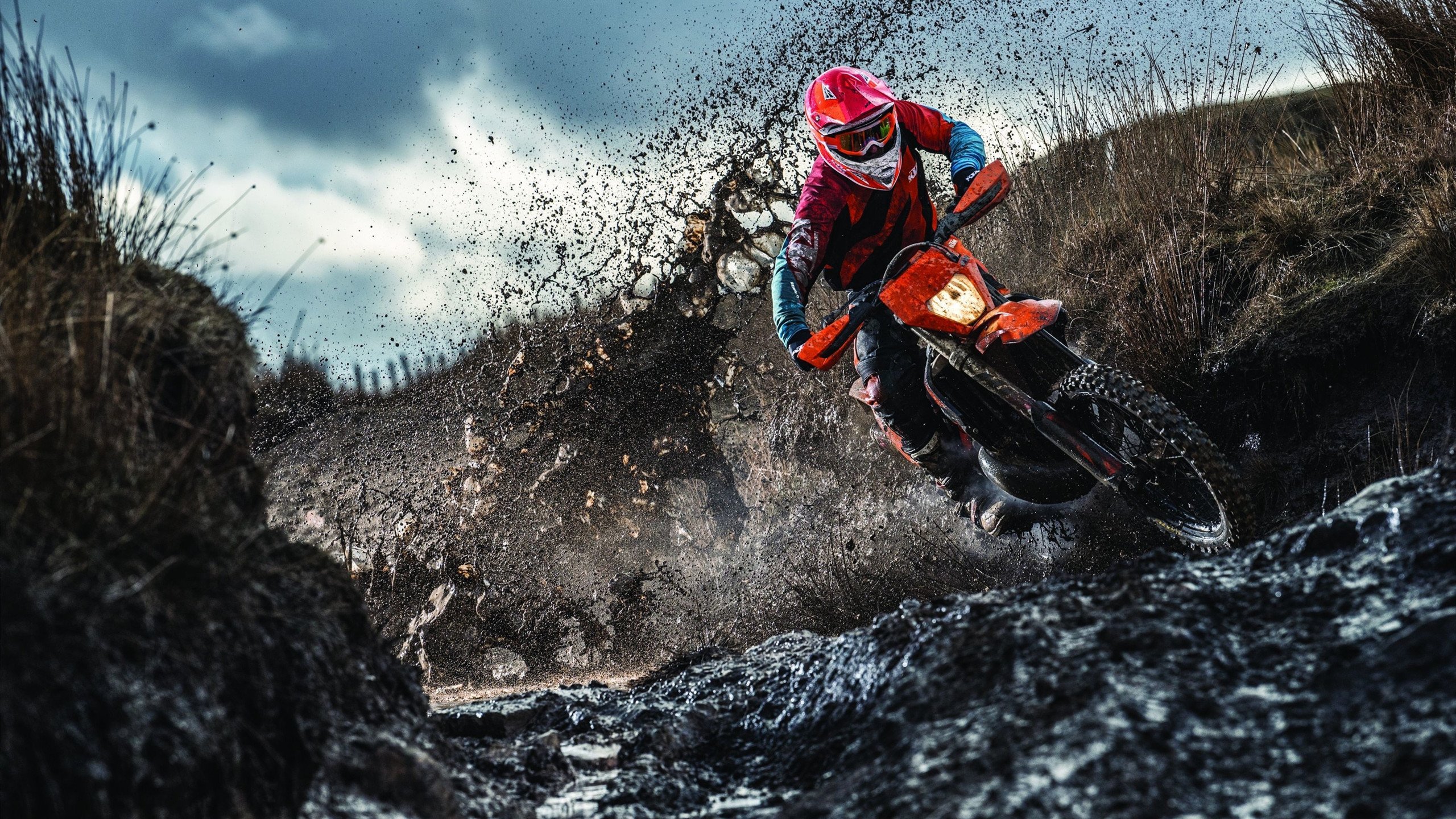 雷霆横扫山东队，东契奇状态火热，一场无法复刻的篮球史诗