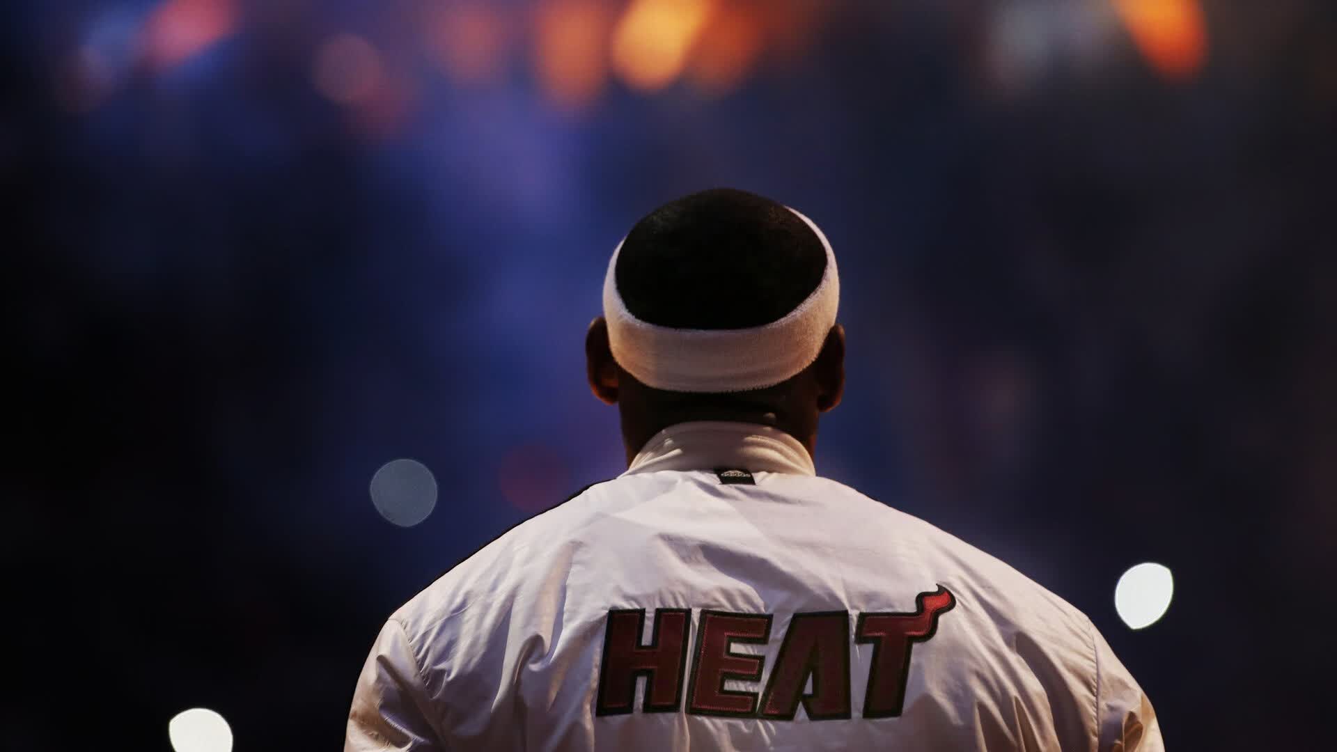 雷速赛事直播app-极速与绝杀，当F1的引擎轰鸣遇上快船的生死突围—新赛季揭幕战与NBA关键战的双重盛宴